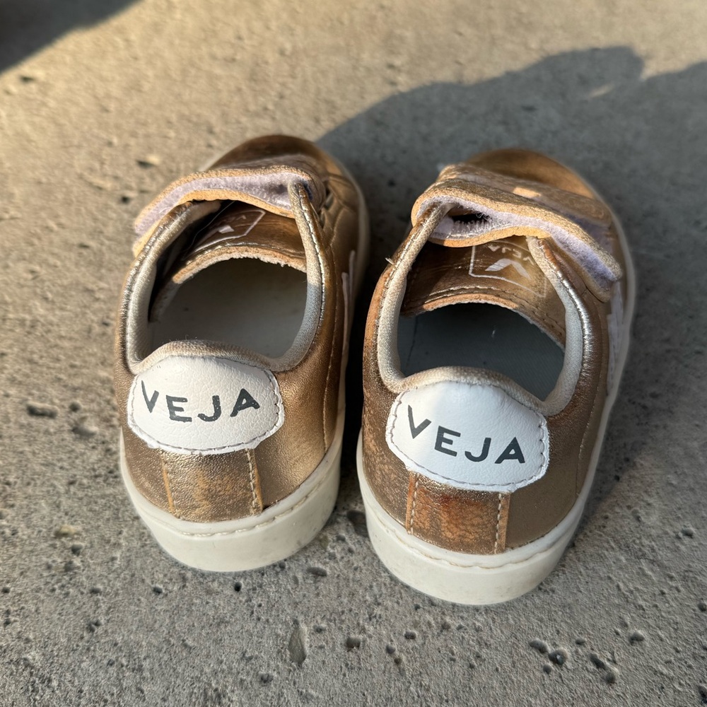 Veja Toddler Sneaker
